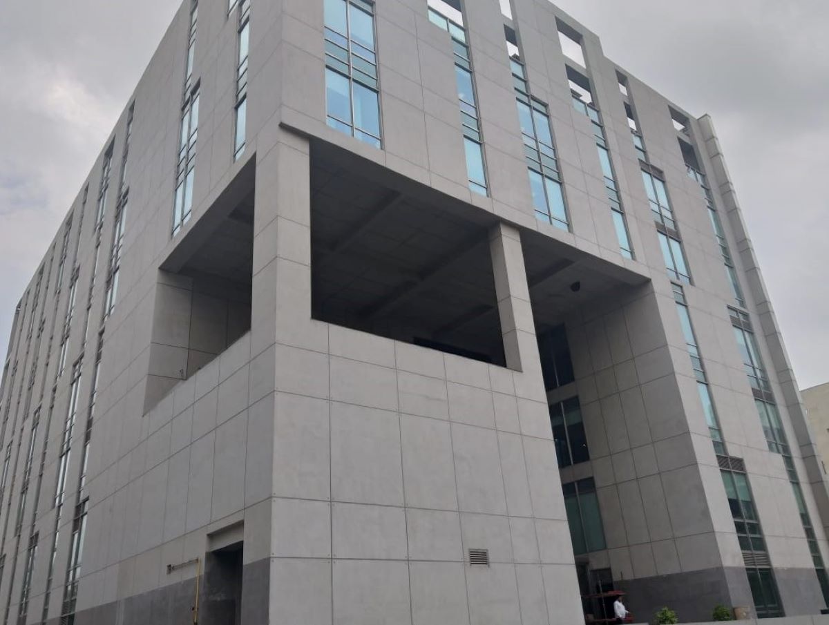 Luxture's Concrete Facades